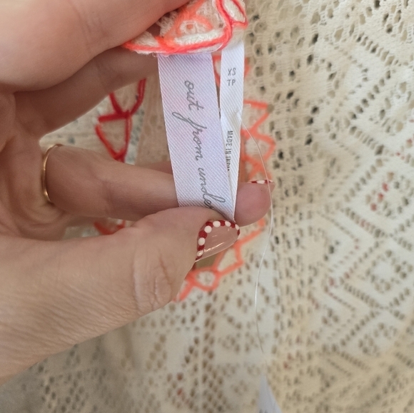 Out From Under Urban Outfitters Ivory Crochet Cover-Up Mini Dress Neon Hem XS - Picture 4 of 5